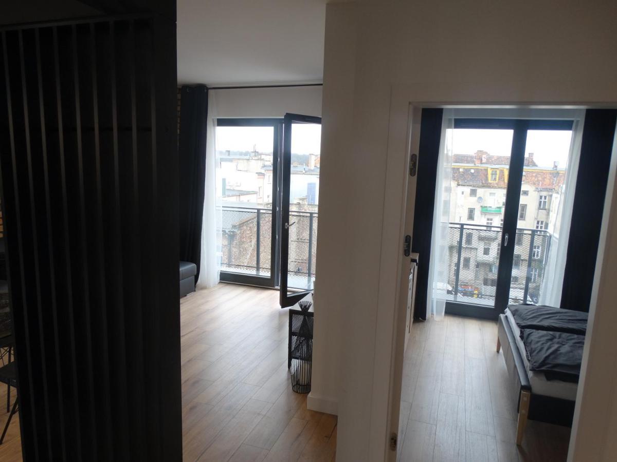 Black&White Apartment Bis - Male Garbary 8 Poznan Exterior photo
